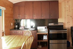 Crescent Beach Cottages | Mac's