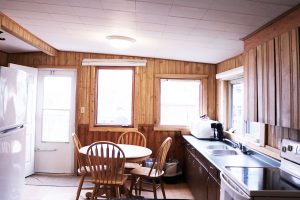 Crescent Beach Cottages | Pine Cove
